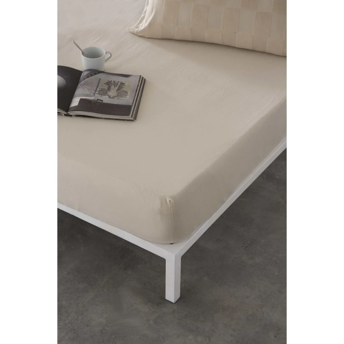 Drap housse naturals elba beige 135 x 200 lit 1 2 persones s280746936. Diaytar, une boutique en ligne qui défie les catégories traditionnelles en mêlant produits high-tech, maison et lifestyle avec brio