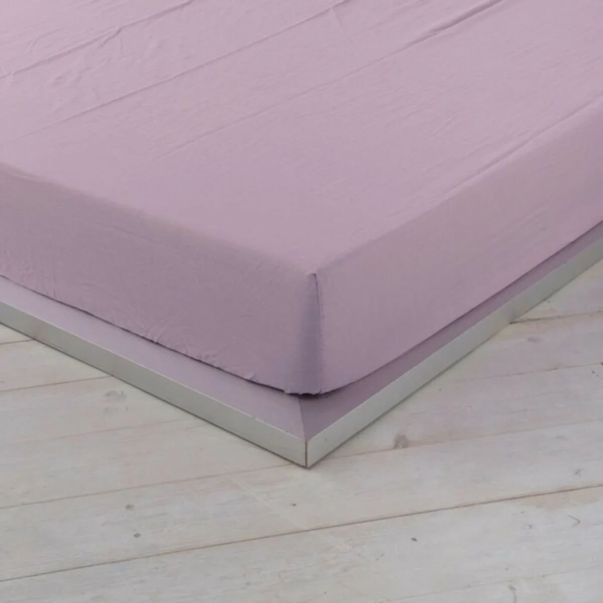 Drap housse naturals lila s280018329. Plongez dans l'univers Diaytar où chaque produit raconte une histoire.