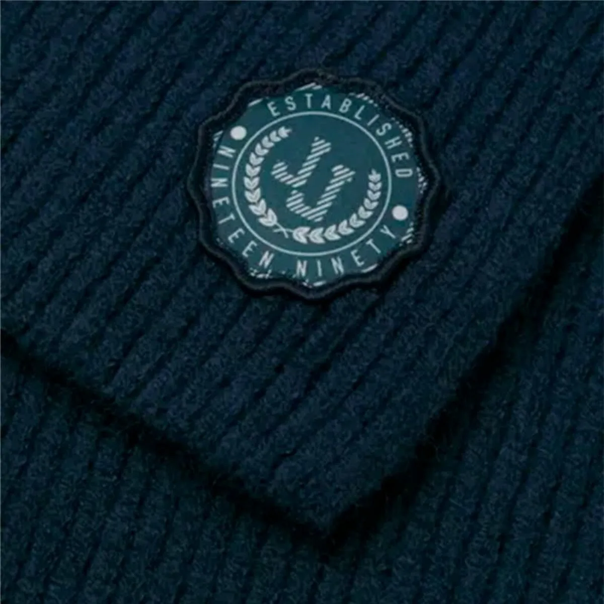 Echarpe jack jones jacvicto s6416383522. Chez Diaytar, nous sommes convaincus que le meilleur produit est celui qui allie utilité, beauté et innovation. C'est notre credo.