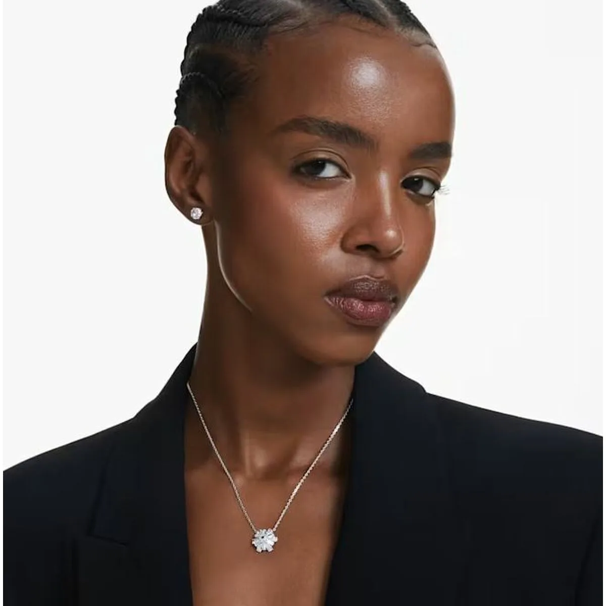 Ensemble collier et boucles d oreille femmes swarovski 5691486 s7211484957. L'ADN de Diaytar : un mélange éclectique et raffiné de produits qui parle aussi bien aux geeks qu'aux esthètes