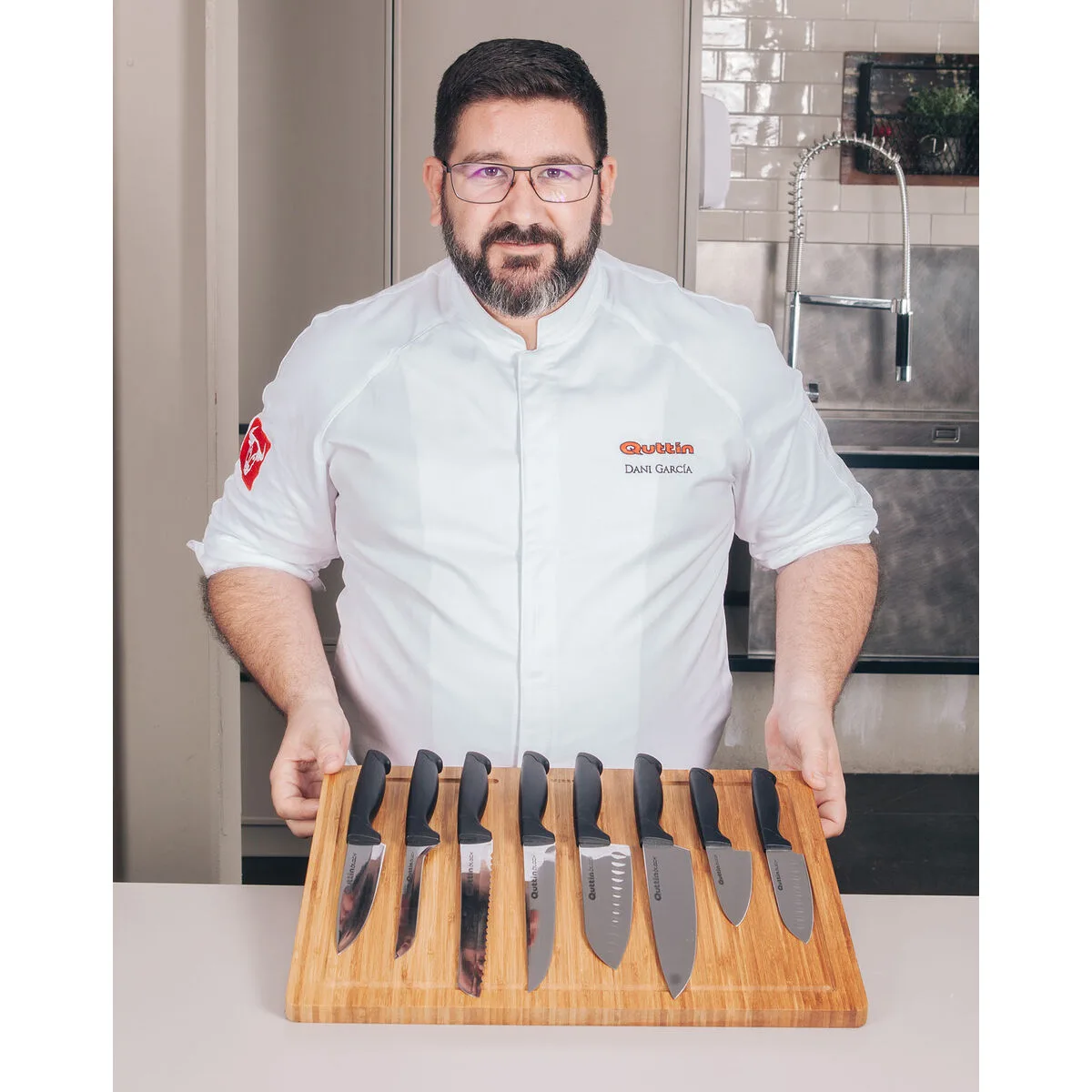 Eplucheur quttin black 8 5 cm 36 unites s223185683. Bienvenue dans la famille Diaytar. Ici, on ne parle pas de clients, mais de co-créateurs d'un quotidien meilleur.