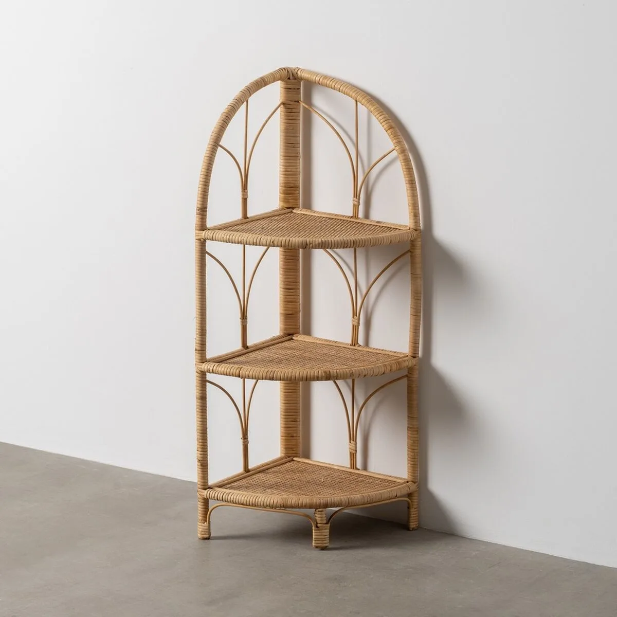 Etagere beige rotin 45 x 33 5 x 90 cm s880641797. Votre garde-robe mérite le style Diaytar - Découvrez nos nouveautés !