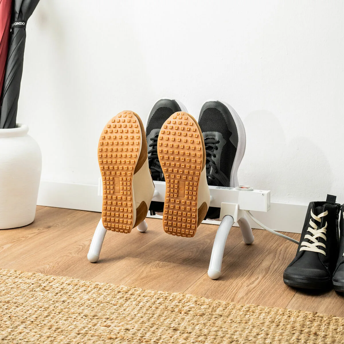 Etendoir sechoir electrique a chaussures innovagoods 40 w 2 paires reconditionne b v070935392. Notre équipe Diaytar est une bande de dénicheurs compulsifs, toujours en quête du produit qui provoquera l'étincelle dans votre regard.