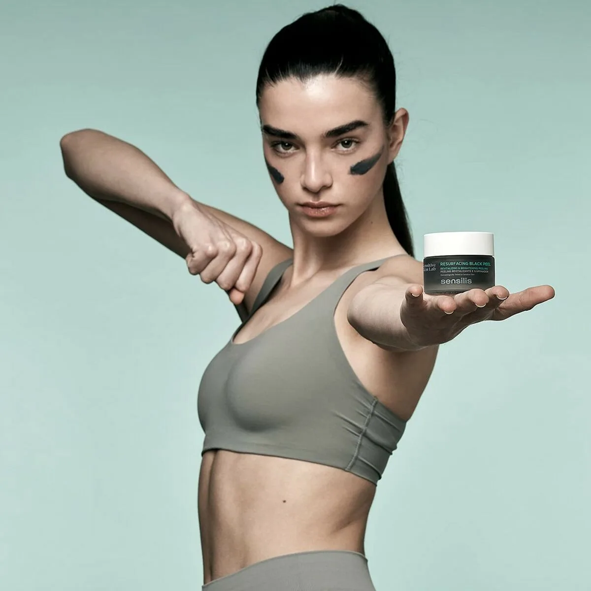 Exfoliant visage sensilis resurfacing black peel 50 g s059755916. Diaytar, c'est l'alliance inattendue entre la rigueur suisse et la créativité italienne, appliquée au produit généraliste.