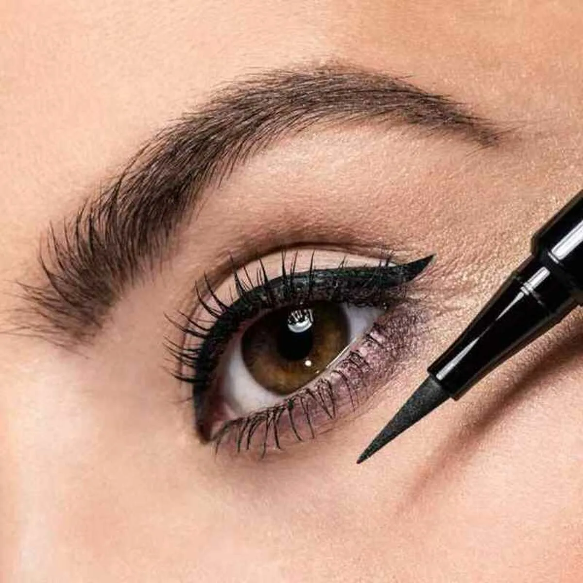 Eyeliner artdeco long lasting 1500 ml no 01 0 6 ml s057015971. Diaytar : La boutique qui réunit qualité, tendance et prix accessibles sous un même toit.