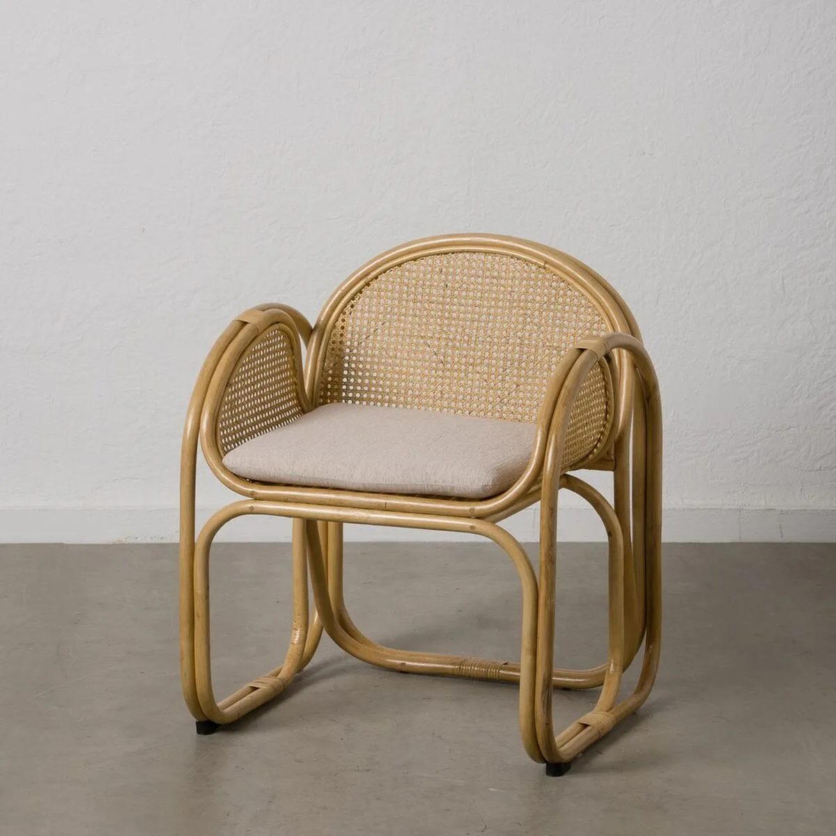 Fauteuil naturel rotin 63 5 x 58 x 77 cm s880644367. Diaytar, c'est le manifeste d'un shopping plus intelligent, plus rapide, et résolument plus gratifiant.