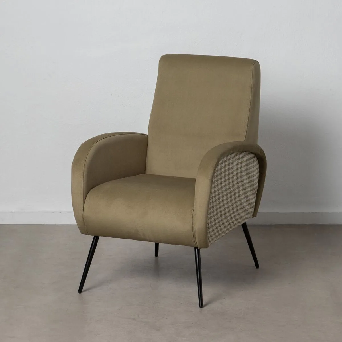 Fauteuil noir vert 68 x 97 x 86 cm s880733569. Diaytar a été conçu pour ceux qui voient le shopping en ligne comme une source d'inspiration et de solutions pratiques