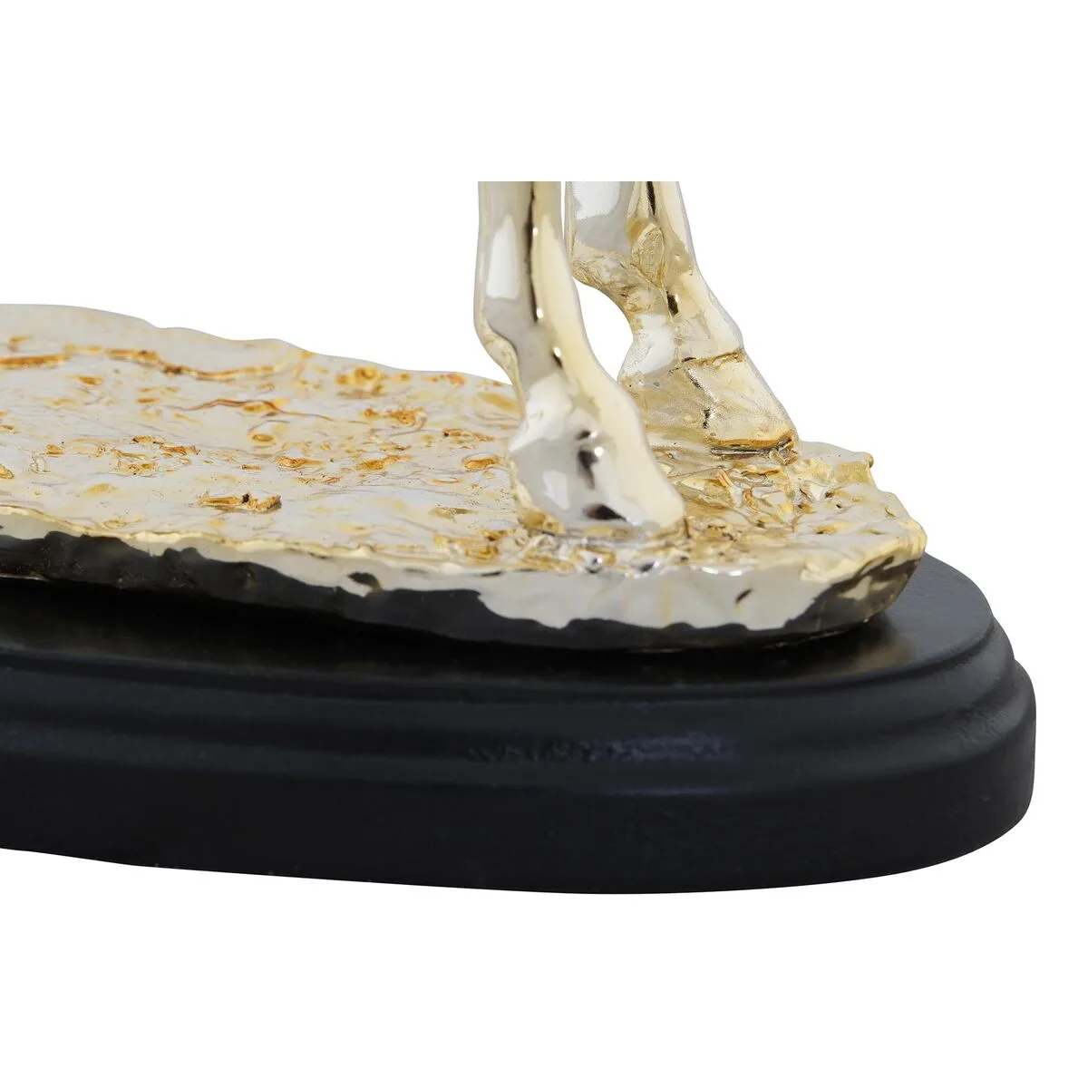 Figurine decorative dkd home decor cheval noir dore resine 30 x 11 5 x 26 cm s303952810. Diaytar réinvente le e-commerce avec une approche généraliste axée sur la qualité, la tendance et l'accessibilité