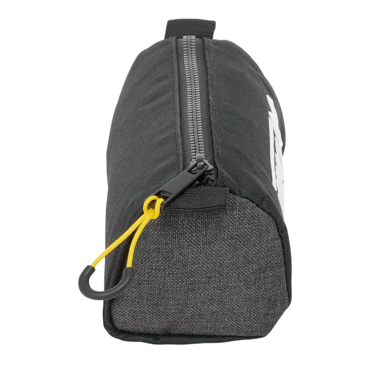 Fourre tout munich topo noir 21 x 8 x 7 cm s431216515. Diaytar, une boutique en ligne qui défie les catégories traditionnelles en mêlant produits high-tech, maison et lifestyle avec brio