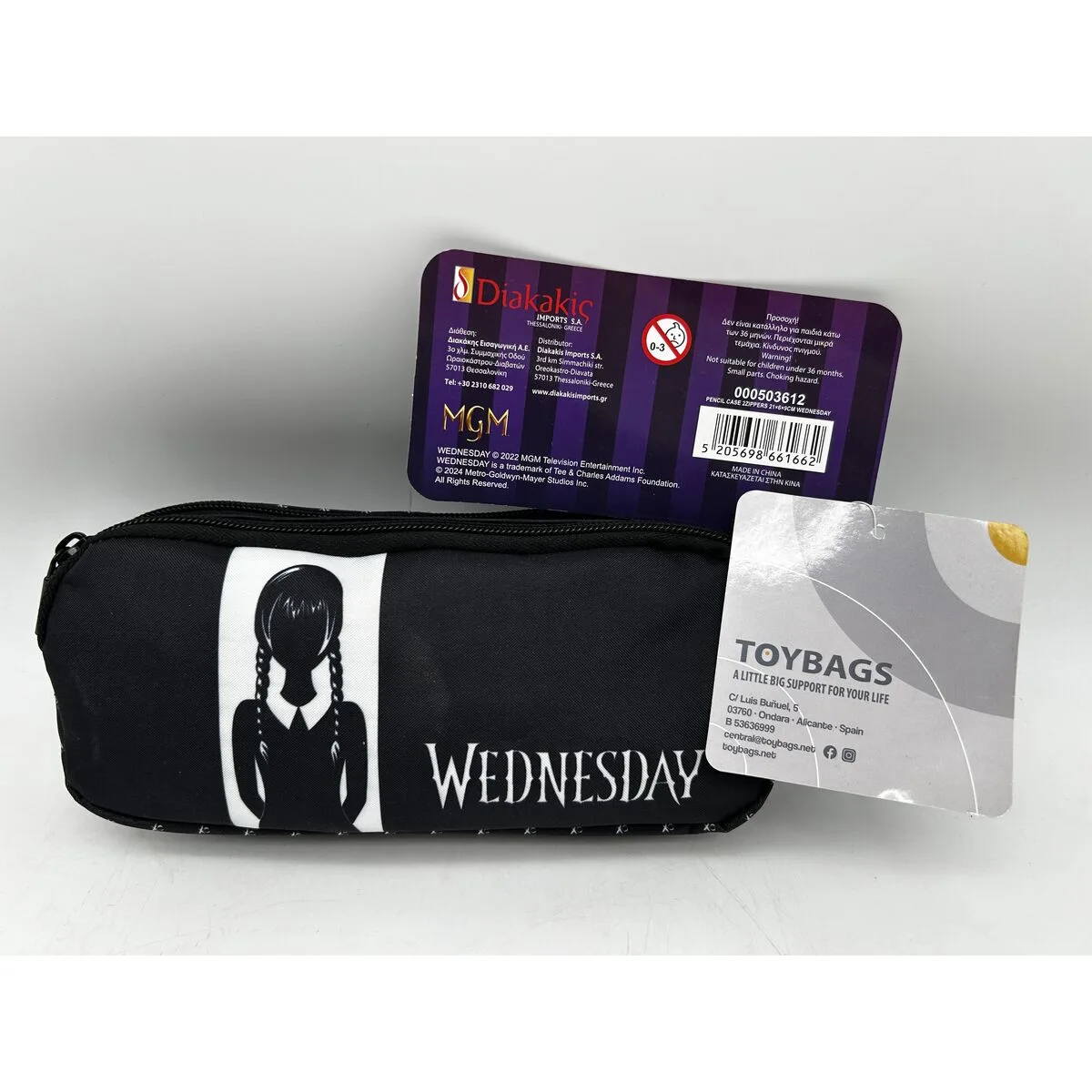 Fourre tout wednesday gamer multicouleur s244829649. L'art de vivre à la française s'exprime dans notre collection maison Diaytar.