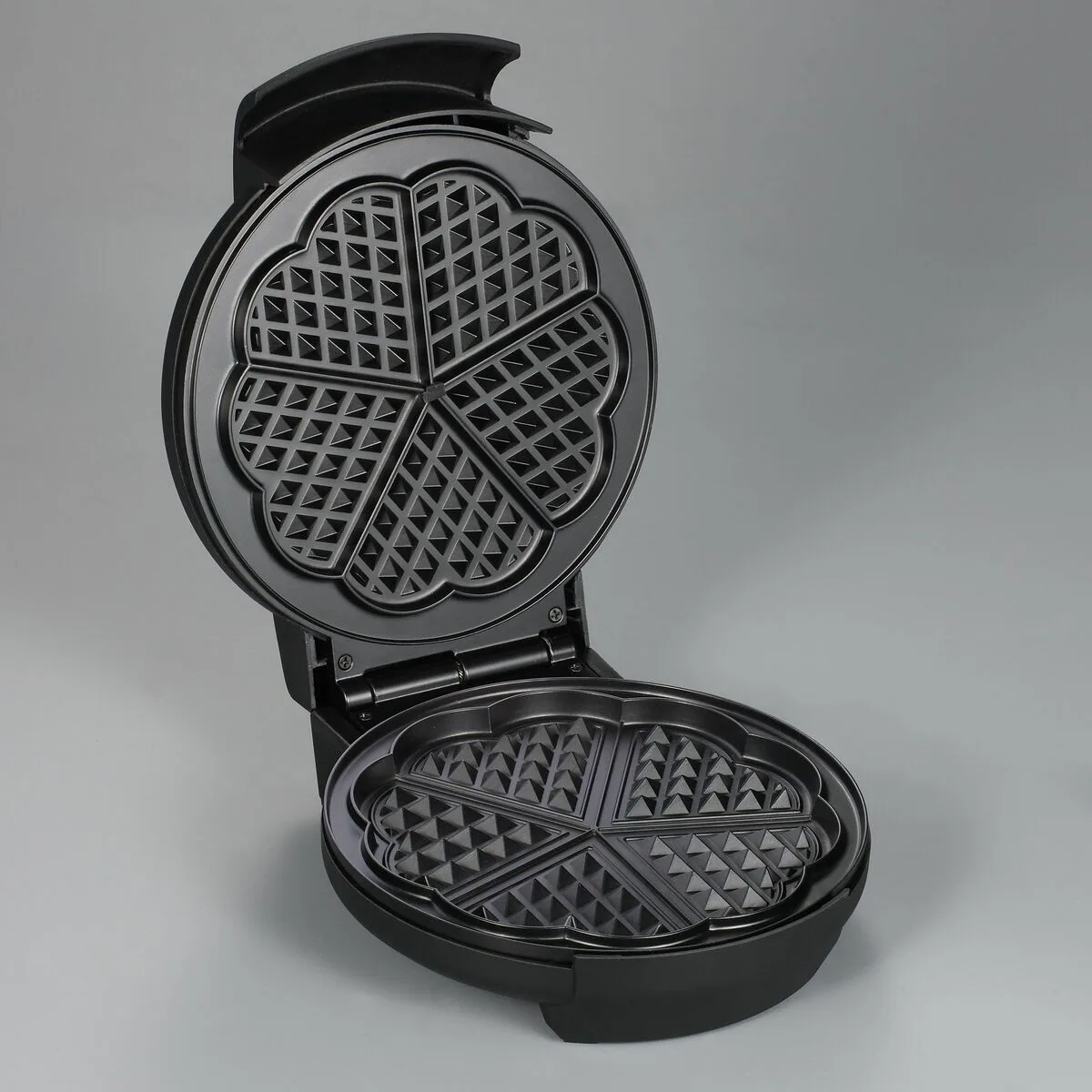 Gaufrier severin wa 2103 noir 1200 w s9112034997. Chez Diaytar, nous célébrons la singularité de chaque produit, qu'il s'agisse d'un gadget tech ou d'un ustensile maison