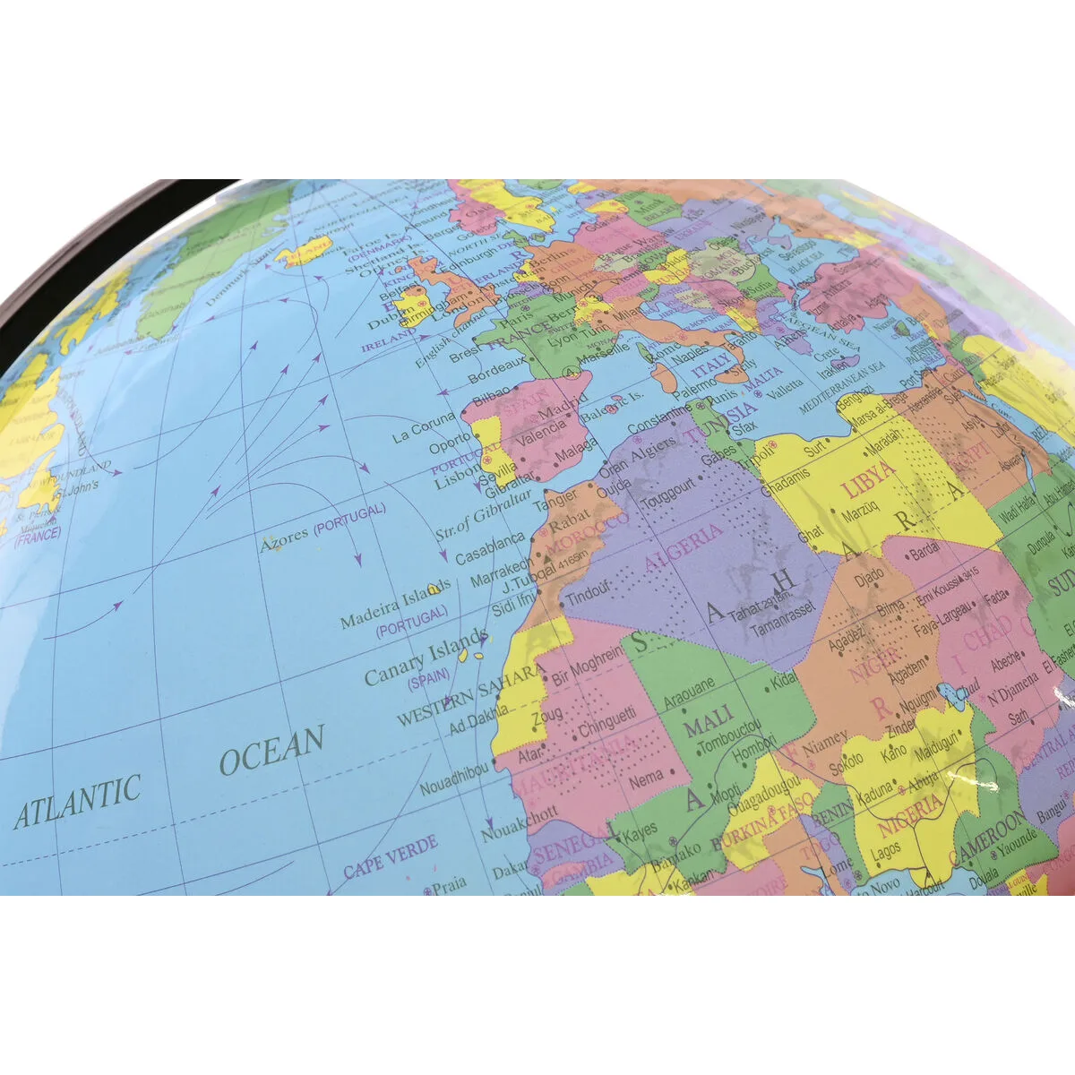 Globe terrestre home esprit bleu noir pvc 33 x 32 x 41 cm s305654193. Diaytar se positionne comme le carrefour des produits innovants, qu'ils relèvent de la tech, de la maison ou du quotidien