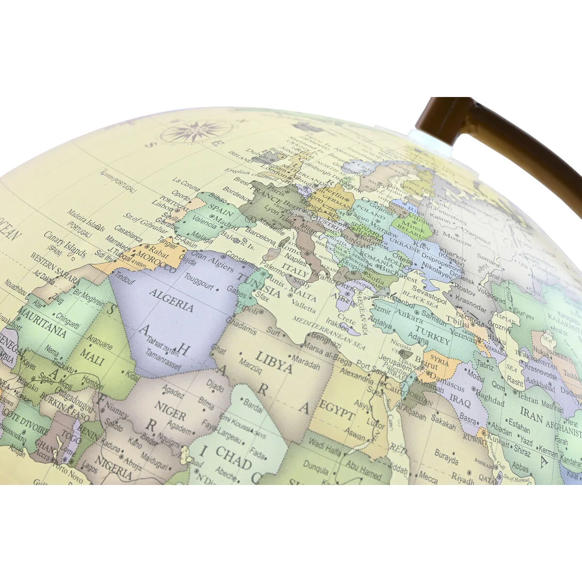 Globe terrestre home esprit marron pvc 26 x 25 x 34 cm s305654070. Diaytar, le partenaire de ceux qui veulent une vie mieux équipée, mieux designée et plus connectée, tout simplement.Diaytar : Le laboratoire des tendances où naissent vos futurs produits préférés, des essentiels aux plus innovants.