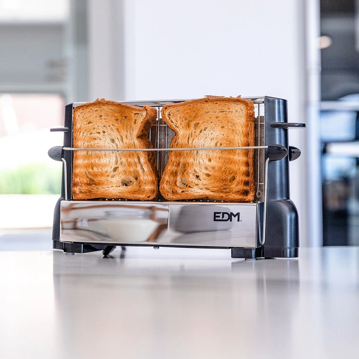 Grille pain edm 07640 700 w s790163322. Diaytar a foi en une idée simple : les meilleurs produits, qu'ils soient électroniques ou généraux, embellissent le quotidien