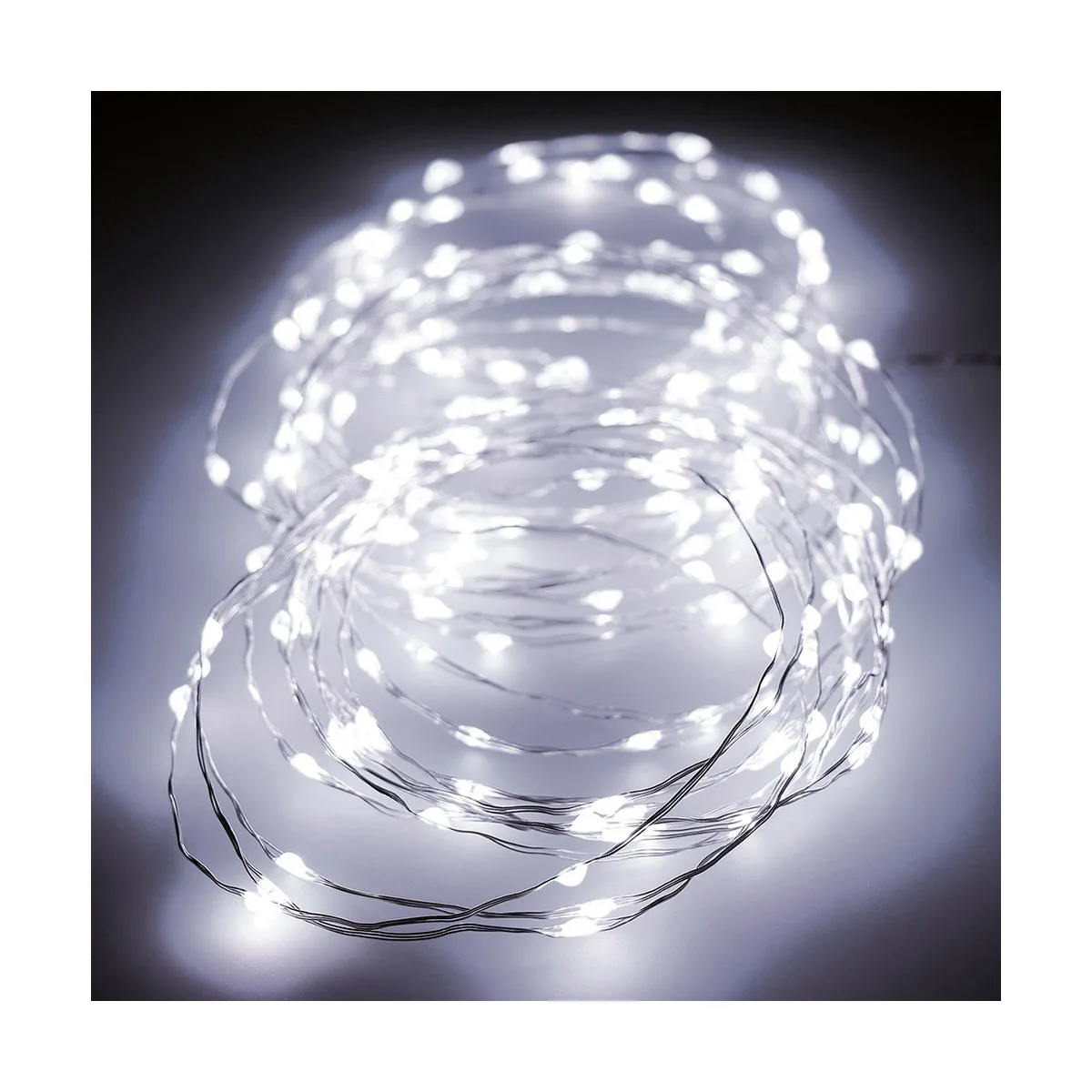 Guirlande lumineuse led lumineo argente 5 m 12 m 14 m s790203728. Diaytar, c'est le refuge des amoureux du beau et de l'utile, un sanctuaire dédié au produit parfait.