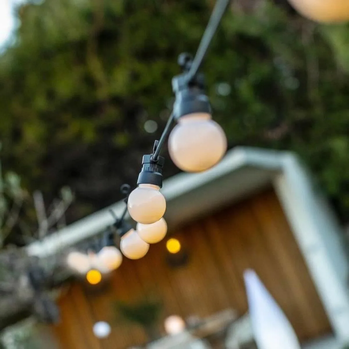 Guirlande lumineuse led lumisky party milky 5 7 m 10 s7100148761. Nous traitons chaque produit Diaytar avec le même respect que si nous devions l'offrir à un proche. La qualité est non-négociable.