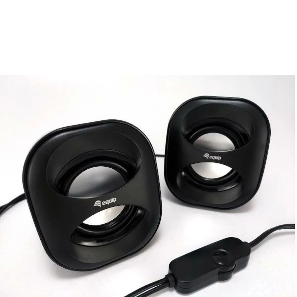 Haut parleurs de pc equip 245330 noir 3 w 6 w s7720472919. Nous avons conçu Diaytar pour être intuitif, comme vos produits préférés. Simple, efficace, et terriblement séduisant.