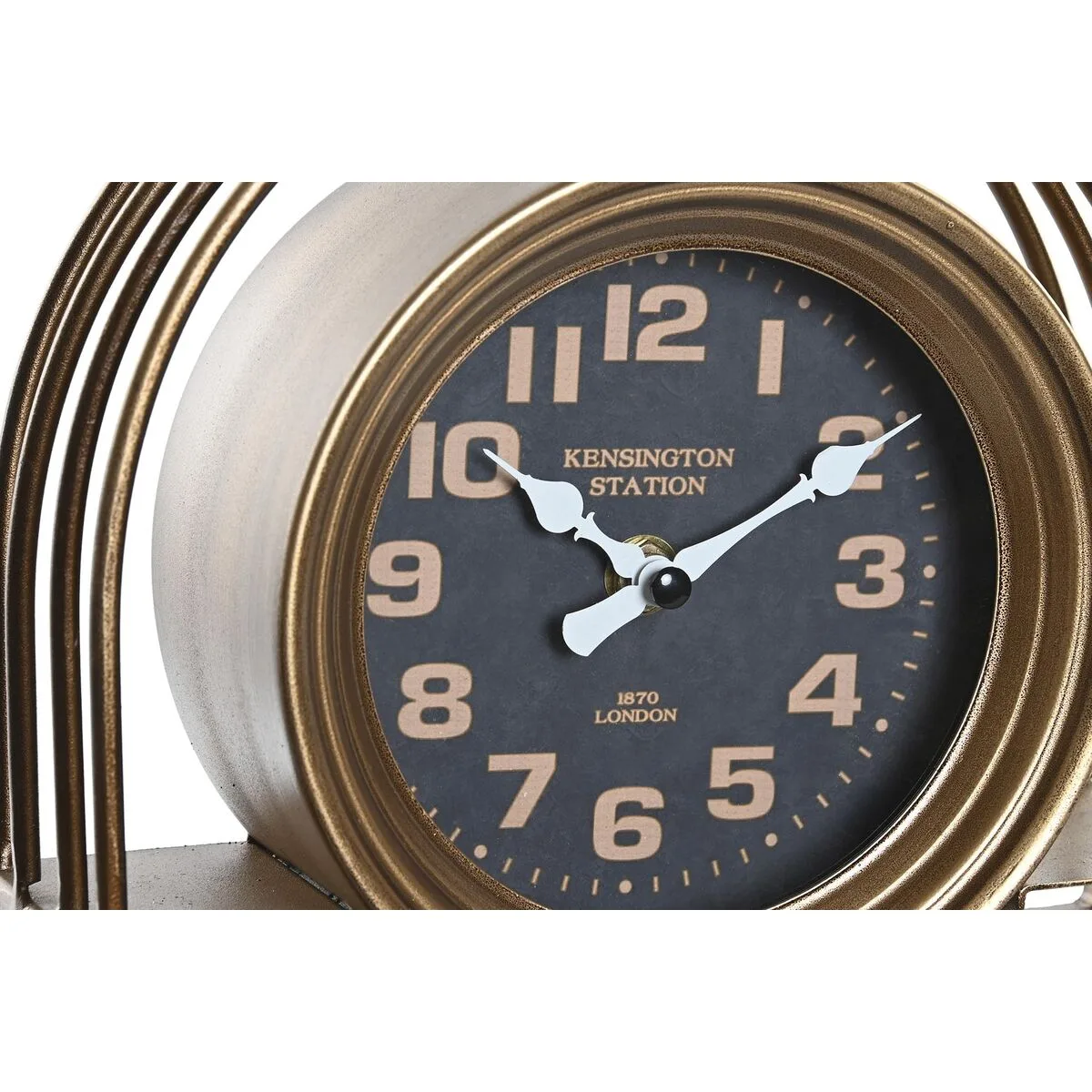 Horloge de table dkd home decor noir dore traditionnel s303769379. La boutique en ligne Diaytar, un terrain de jeu infini pour tous ceux qui aiment découvrir des produits utiles et beaux