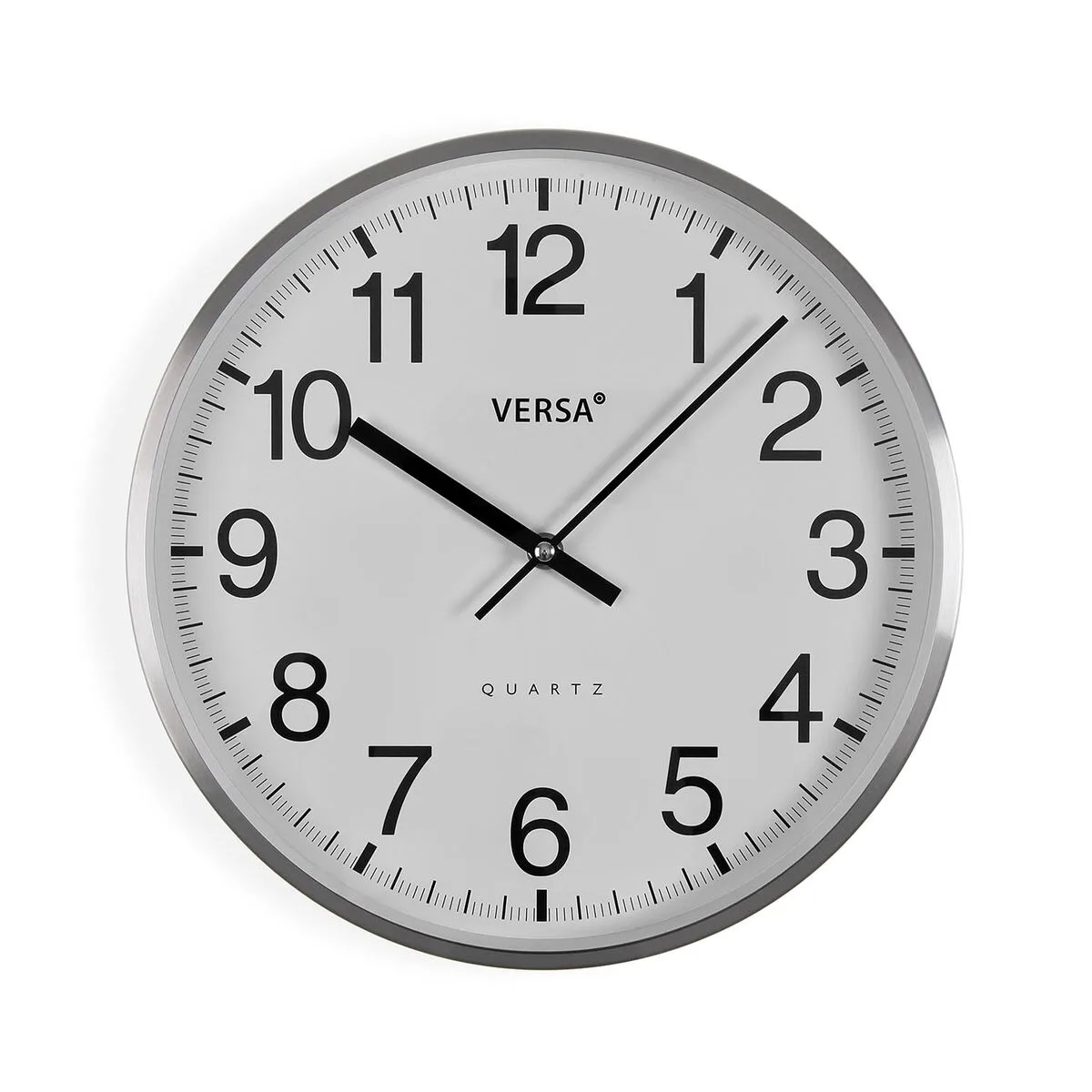 Horloge murale versa blanc metal s341894817. Diaytar, c'est le carnet d'adresses secret des influenceurs lifestyle. Découvrez les produits qu'ils utilisent vraiment.