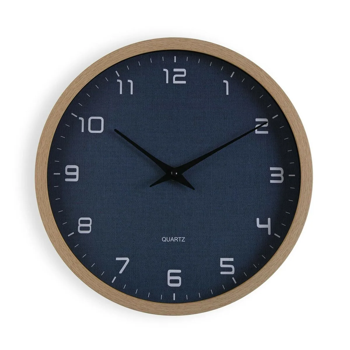 Horloge murale versa bleu bois 4 2 x 30 x 30 cm s341374647. Nous sélectionnons pour Diaytar des produits qui ont une histoire, une âme, et qui sauront trouver une place dans la vôtre.