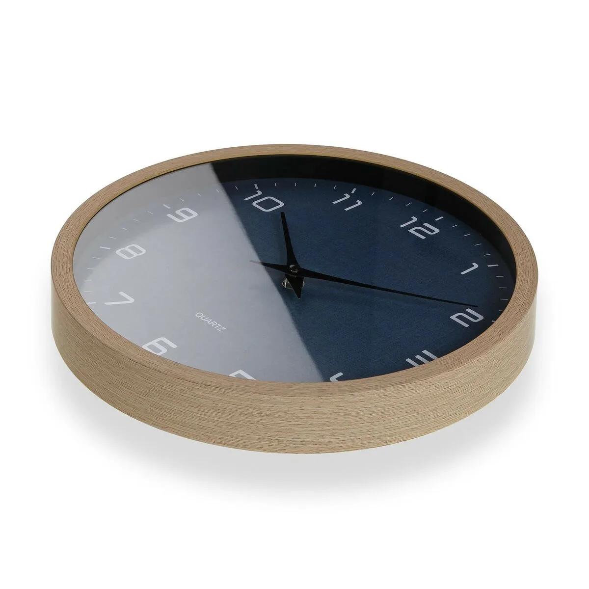 Horloge murale versa bleu bois 4 2 x 30 x 30 cm s341374652. Diaytar est le trait d'union entre le monde de la tech et celui du lifestyle, pour une expérience utilisateur sans faille.