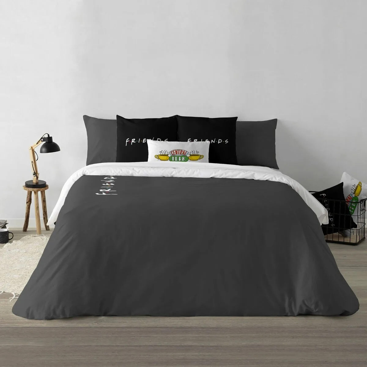 Housse de couette friends friends gris anthracite 260 x 240 cm s981418358. Révélez votre style avec la collection capsule Diaytar, limitée et exclusive.