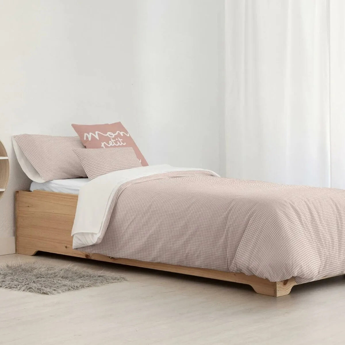 Housse de couette kids cotton vichy rose 155 x 220 cm s981450691. L'aventure Diaytar est une quête permanente de sens et d'esthétisme à travers des produits soigneusement pensés.