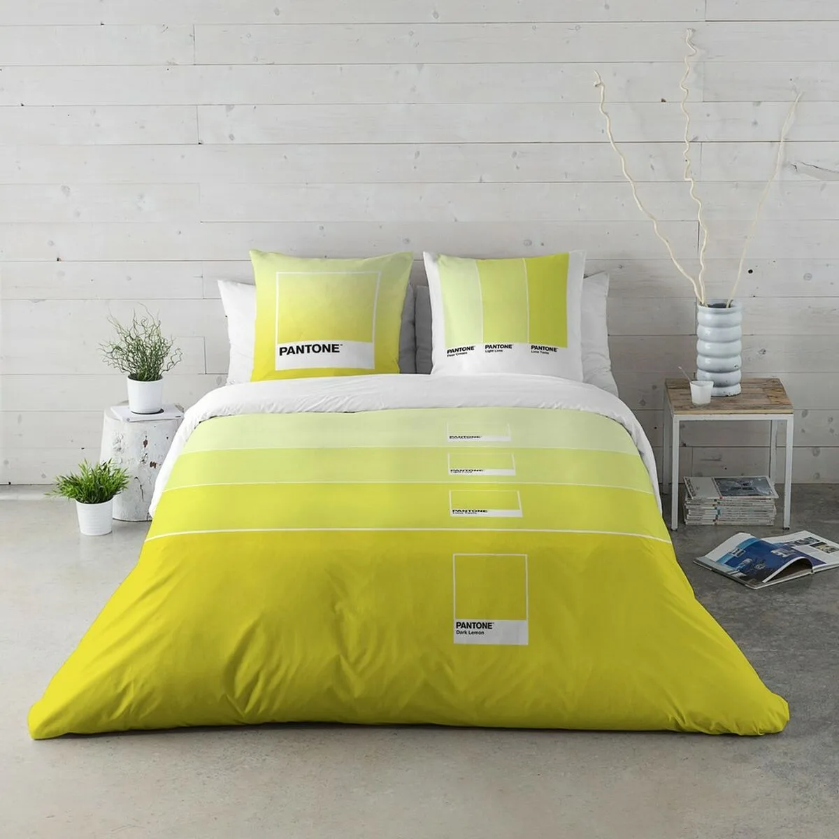 Housse de couette ombre c pantone s280493134. Diaytar, c'est l'art de la sérendipité appliqué au e-commerce : vous venez pour une chose, vous repartez avec l'objet de vos rêves.