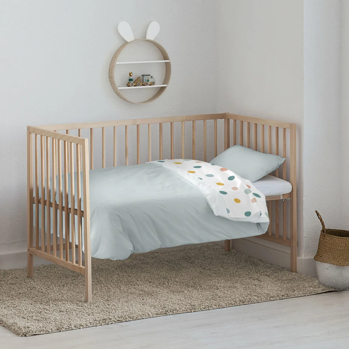 Housse de couette pour berceau kids cotton kanu 115 x 145 cm s981446714. Diaytar, c'est l'alliance inattendue entre la rigueur suisse et la créativité italienne, appliquée au produit généraliste.