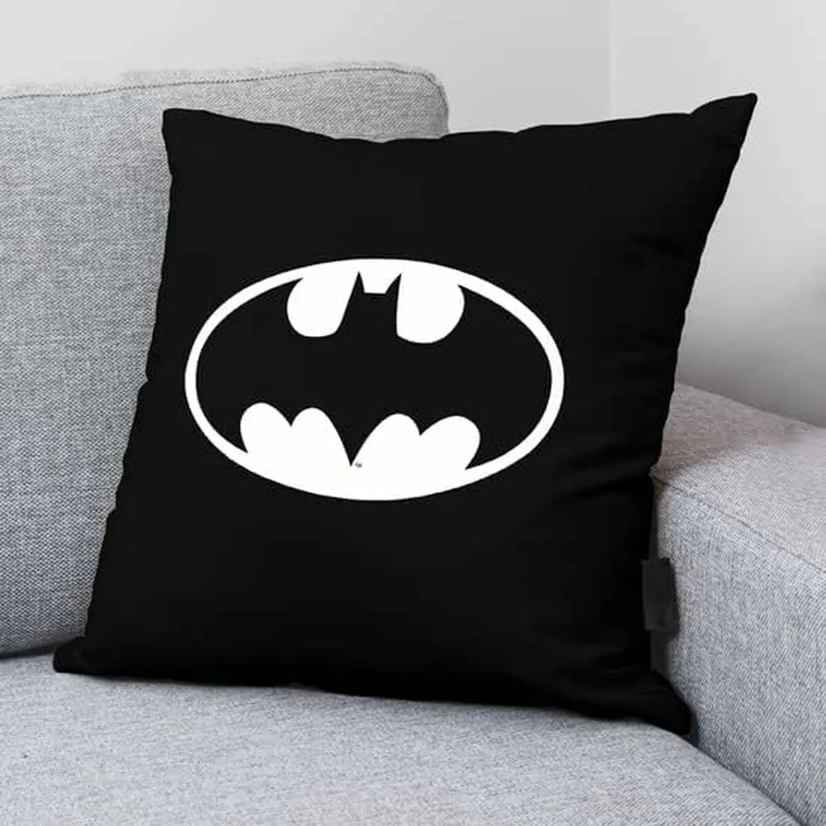Housse de coussin batman batman basic a noir multicouleur 45 x 45 cm s980581377. La boutique en ligne Diaytar, un terrain de jeu infini pour tous ceux qui aiment découvrir des produits utiles et beaux