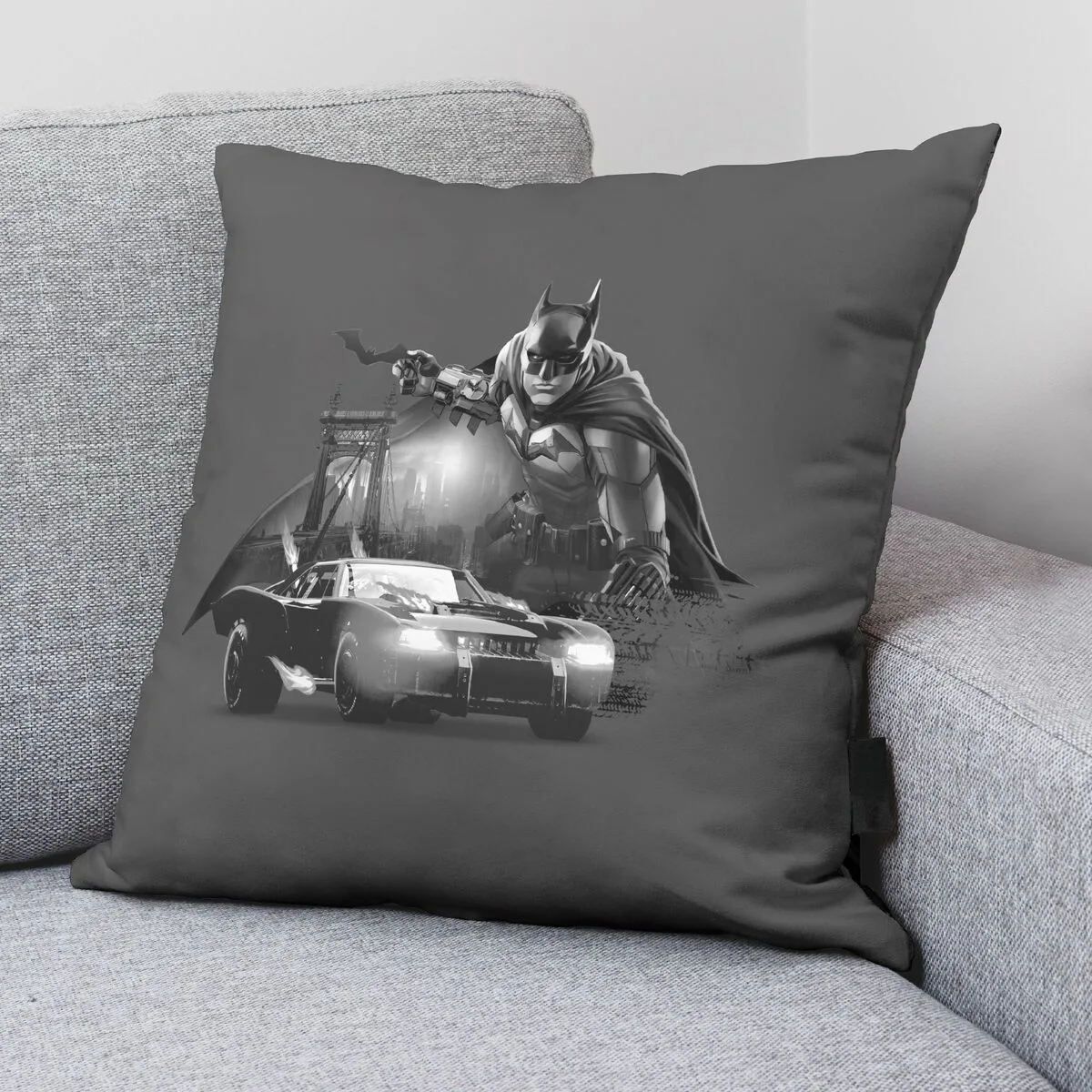 Housse de coussin batman batmovil a multicouleur 45 x 45 cm s981556099. Diaytar cultive l'art du bien-être à travers ses produits soigneusement choisis.