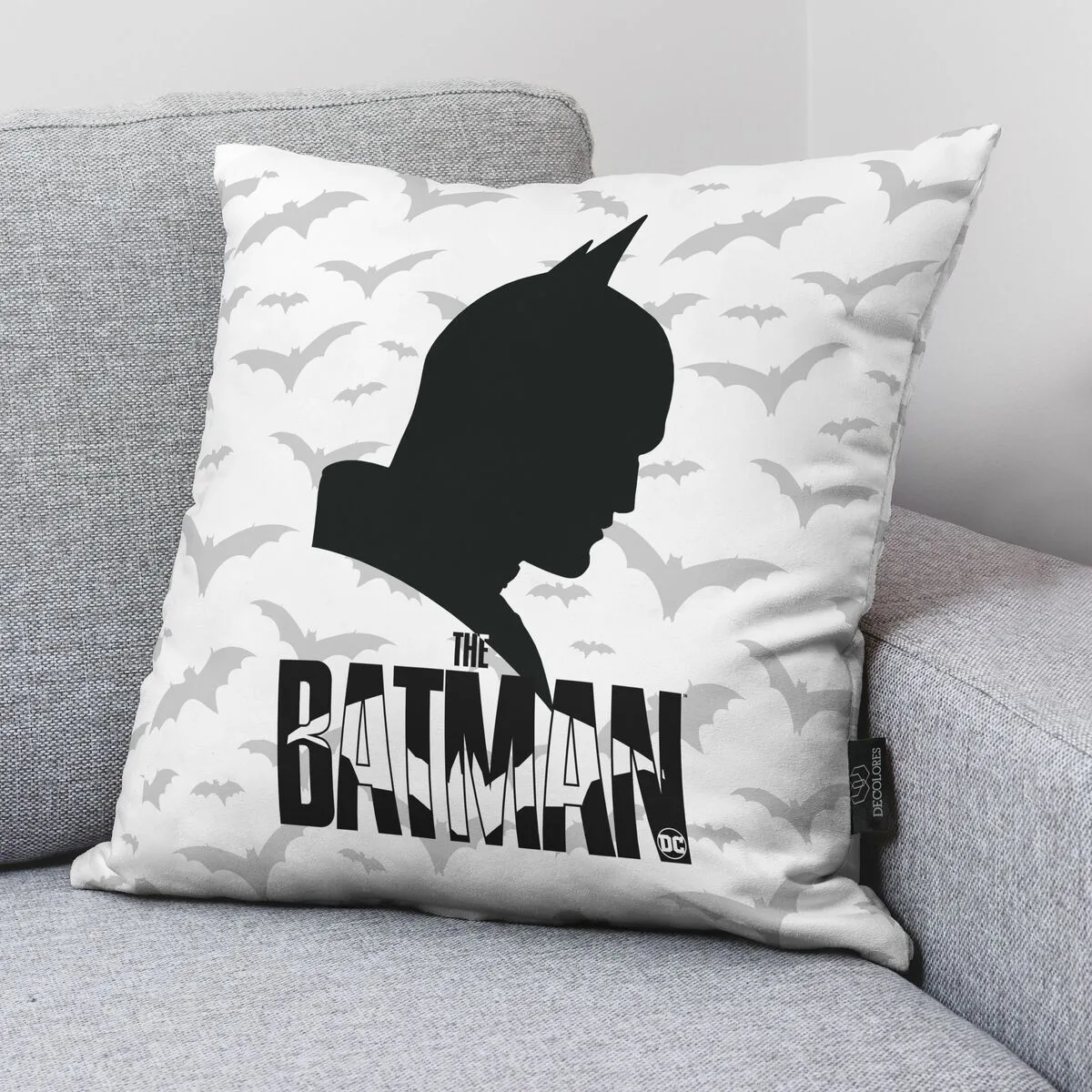Housse de coussin batman dark hero b multicouleur 45 x 45 cm s981556585. Avec Diaytar, profitez d'une sélection généraliste qui a du caractère et qui reflète les aspirations de notre époque