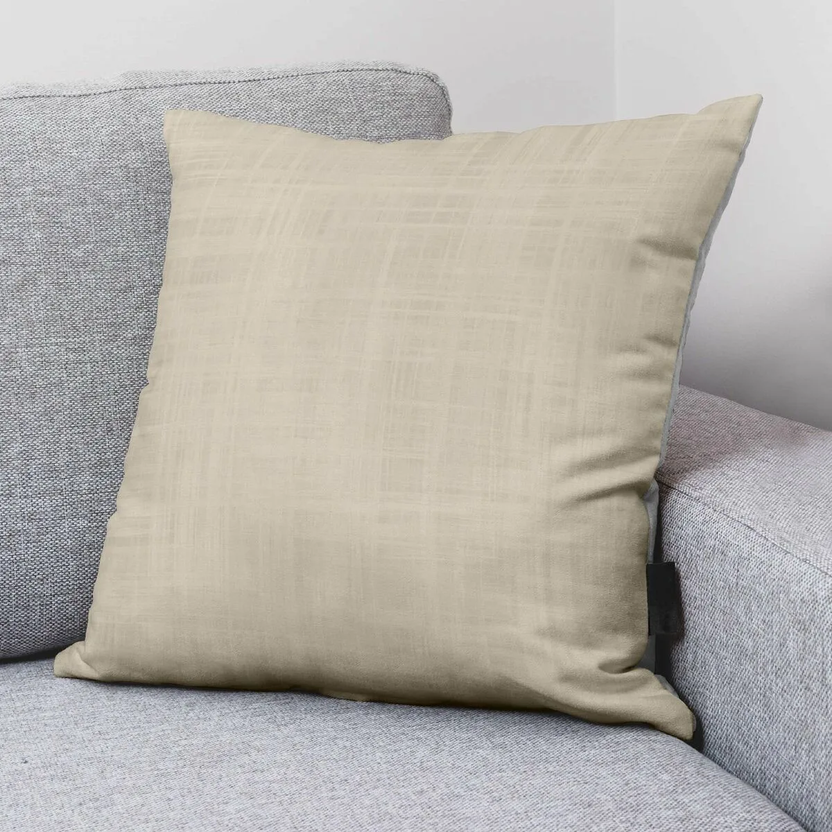 Housse de coussin belum liso beige 50 x 50 cm s980530565. C'est officiel : Diaytar devient votre nouvelle addiction shopping. Des produits si bons, vous ne voudrez plus vous arrêter.