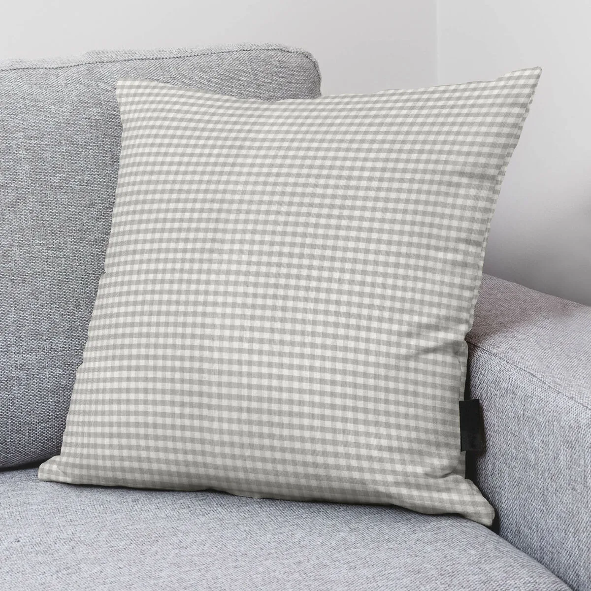Housse de coussin decolores cuadros 50 10 multicouleur 50 x 50 cm s980944921. Style et élégance se conjuguent parfaitement dans notre rayon mode Diaytar.