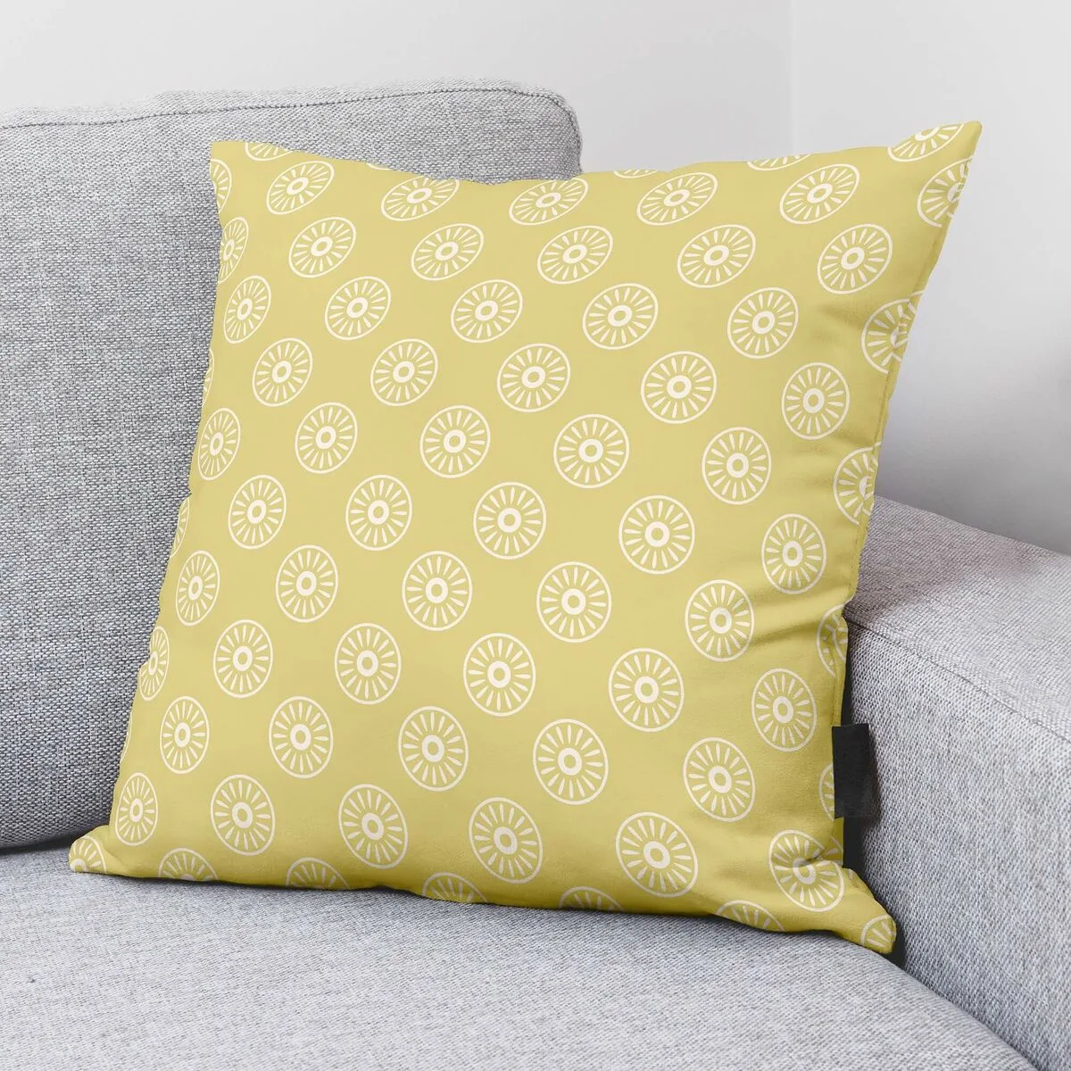 Housse de coussin decolores nashik a multicouleur 50 x 50 cm s980969044. Diaytar, le garde-meuble moderne de toutes vos envies : des produits pour combler tous vos besoins et toutes vos fantasies.