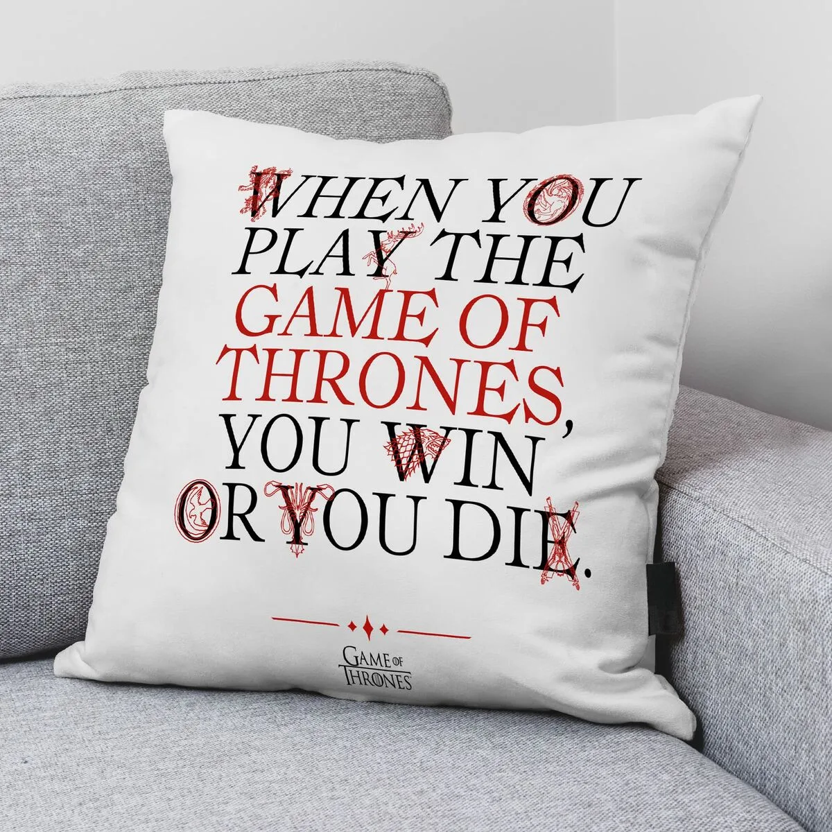 Housse de coussin game of thrones play got a multicouleur 45 x 45 cm s980587256. Notre mission chez Diaytar : vous simplifier la vie en vous proposant les produits les plus ingénieux et les plus tendance du marché