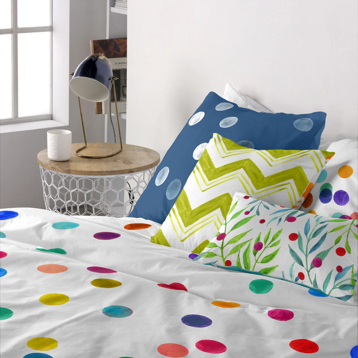 Housse de coussin happyfriday confetti multicouleur 60 x 60 cm d160918944. Chez Diaytar, chaque détail compte pour votre satisfaction totale.