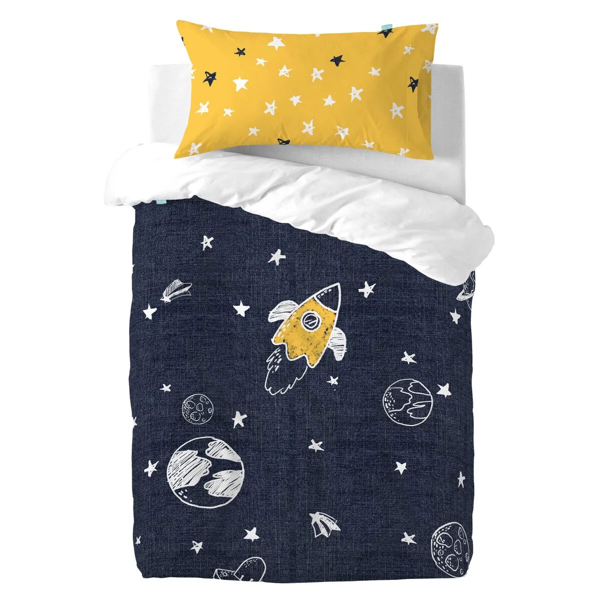 Housse de coussin happyfriday mr fox multicouleur 15 x 1 x 38 cm d161001941. Diaytar pense global, shoppe local : une plateforme généraliste avec une approche curated pour un public international