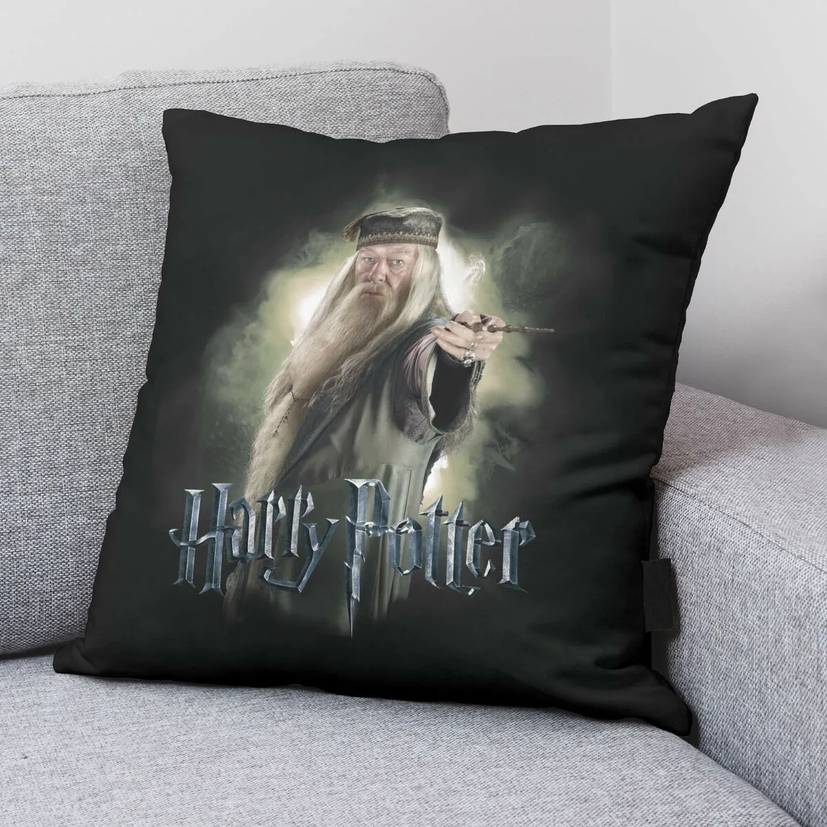Housse de coussin harry potter dumbledore noir multicouleur 50 x 50 cm s980074832. Les influenceurs adorent Diaytar pour ses pièces mode avant-gardistes.