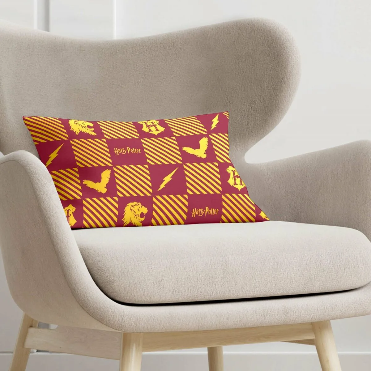 Housse de coussin harry potter gryffindor multicouleur 30 x 50 cm s980075552. Diaytar, c'est le manifeste d'un shopping plus intelligent, plus rapide, et résolument plus gratifiant.