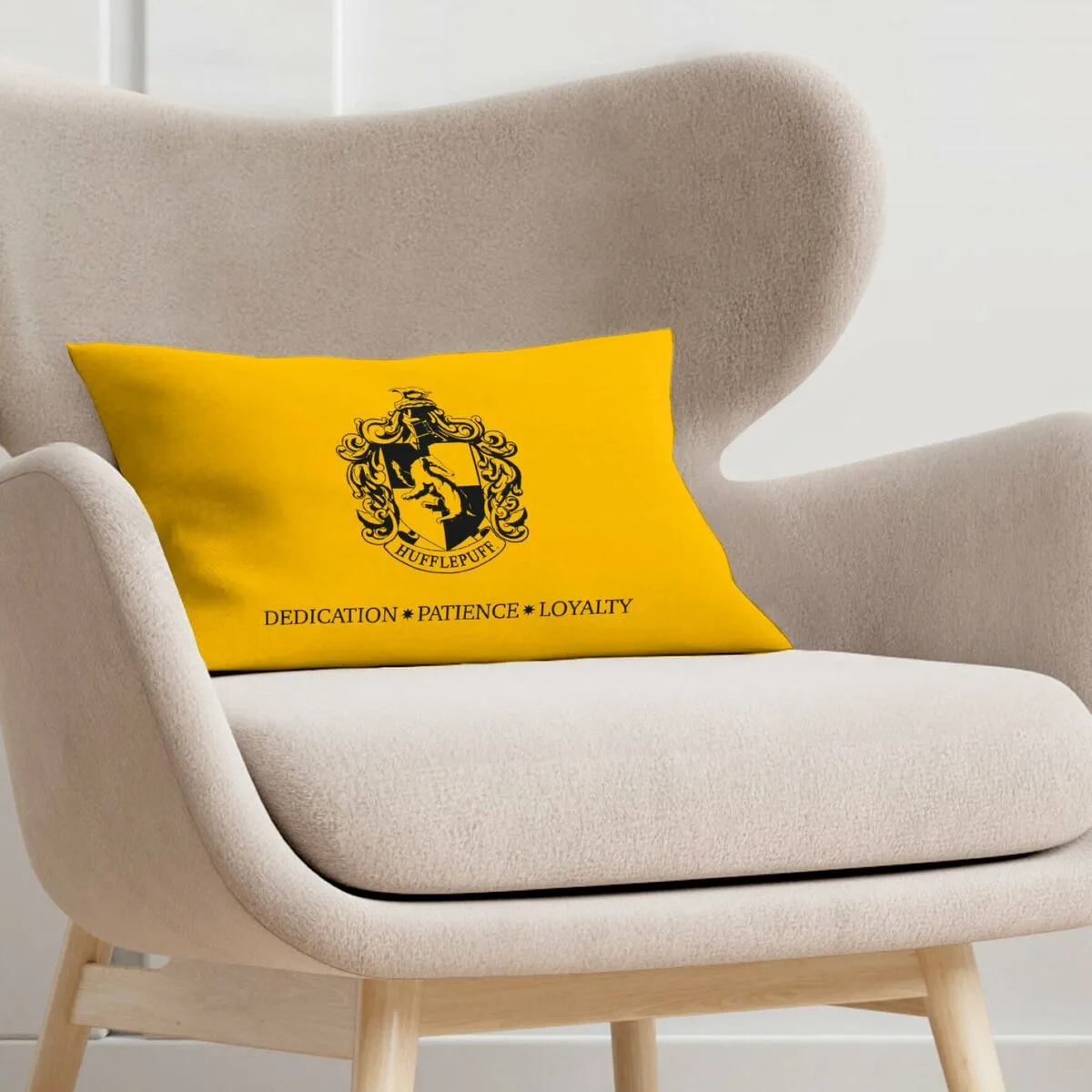 Housse de coussin harry potter hufflepuff jaune multicouleur 30 x 50 cm s980079529. Votre style, votre personnalité, nos produits : bienvenue chez Diaytar !