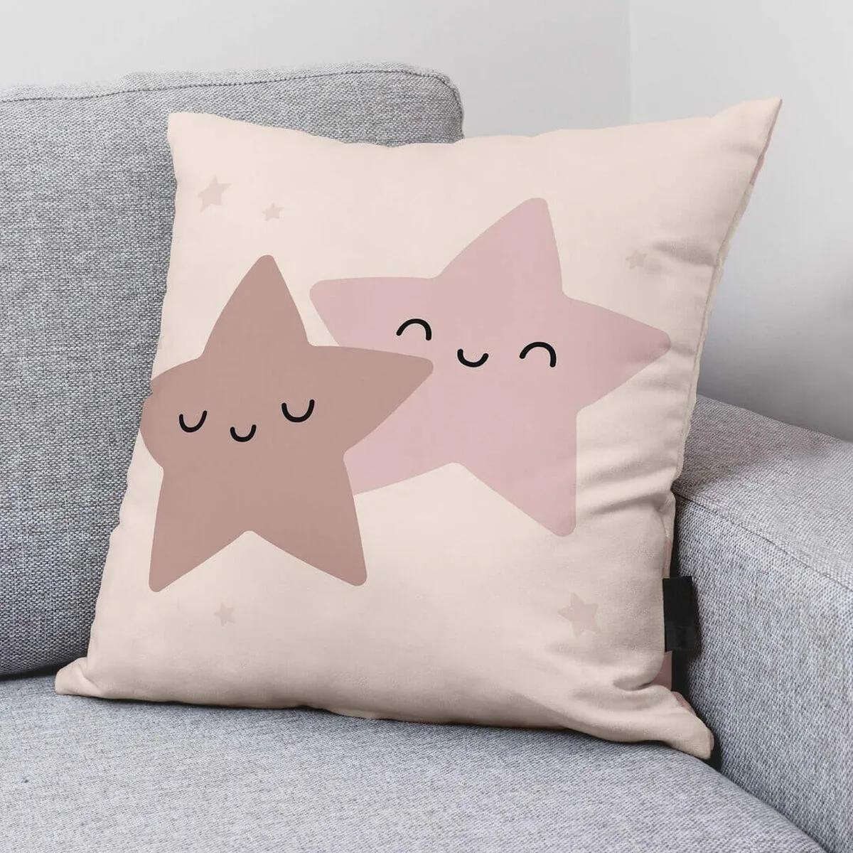 Housse de coussin kids cotton nadir a rose 50 x 50 cm s980423935. Nous avons infusé Diaytar avec une dose massive de passion pour le produit. Contagieux : vous allez l'attraper.
