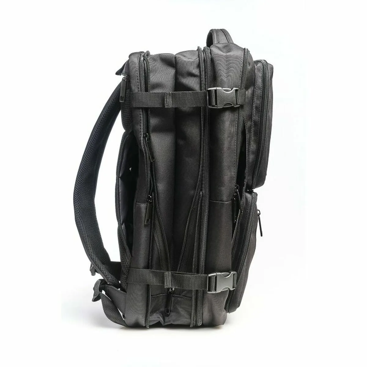 Housse pour ordinateur portable onaji igg317723 17 multicouleur 17 s023374056. Diaytar : Le curateur de votre quotidien. Des produits soigneusement choisis pour leur originalité et leur utilité