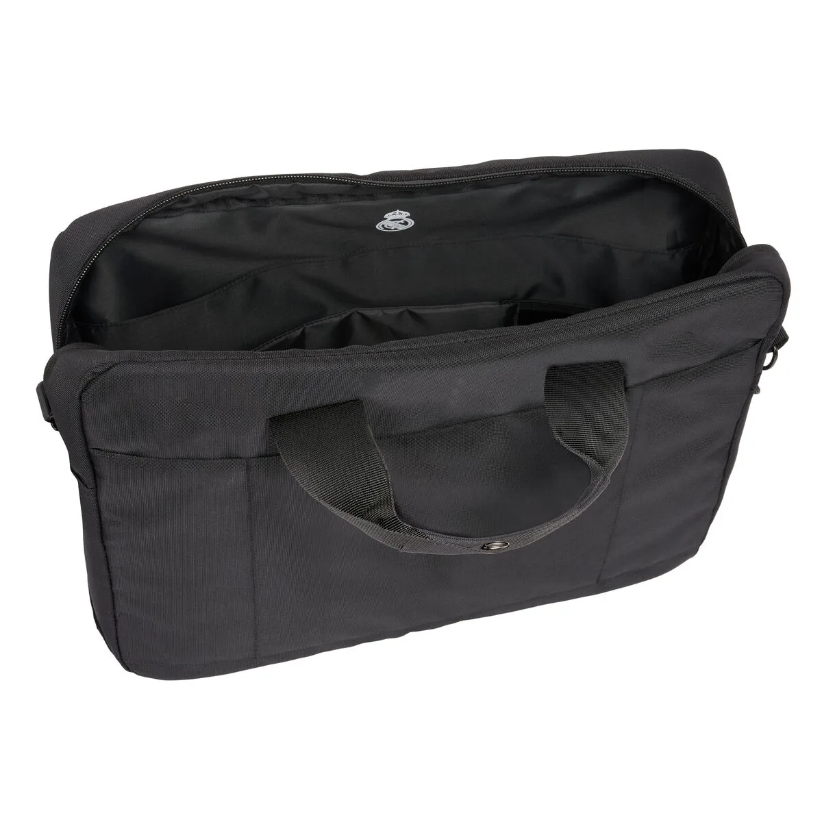 Housse pour ordinateur portable real madrid c f premium noir 40 x 33 x 9 cm s431134559. Diaytar a fait de la variété son arme secrète : une offre généraliste si vaste que vous y trouverez forcément l'inimaginable