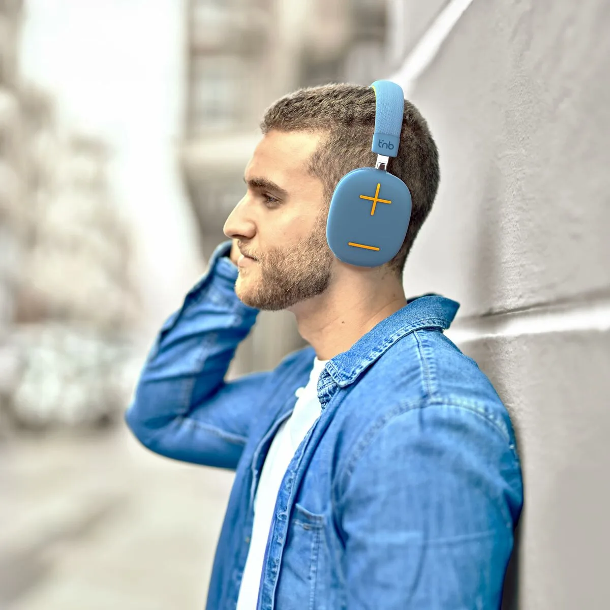 Housse pour ordinateur portable t nb m052208823. Diaytar, c'est l'histoire d'une passion pour les bons produits, quels qu'ils soient, et du désir de les partager avec vous