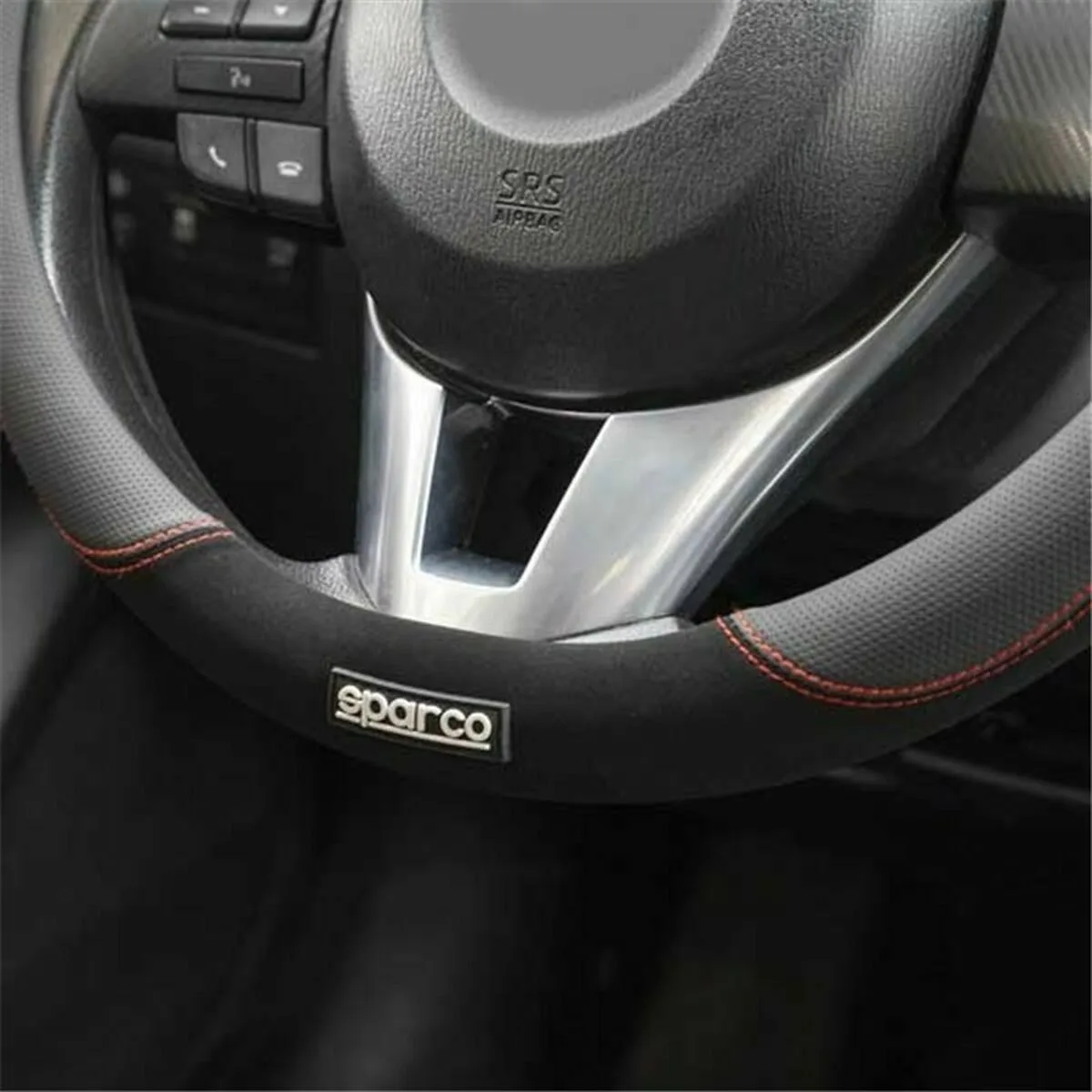 Housse pour volant sparco spcs122rs o 37 38 cm rouge s3711333218. Diaytar, la preuve qu'une boutique généraliste peut être synonyme de goût, d'exigence et d'innovation constante