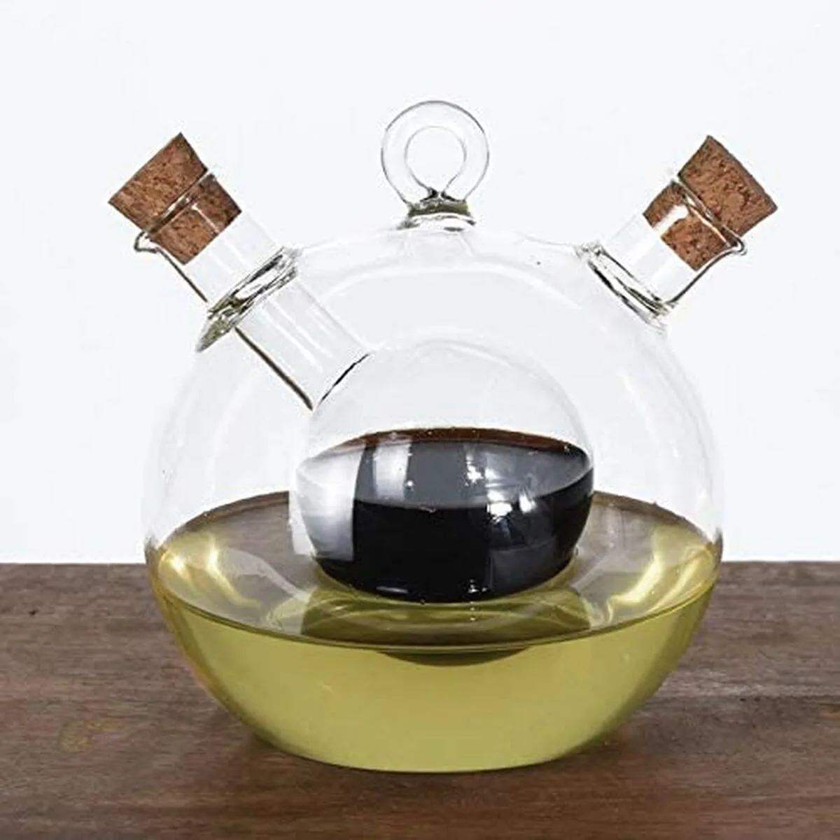 Huilier verre 350 ml 2 en 1 vinaigrier s791786052. La recette Diaytar : un tiers de design, un tiers d'innovation, un tiers de fonctionnalité. Le tout saupoudré de tendance.