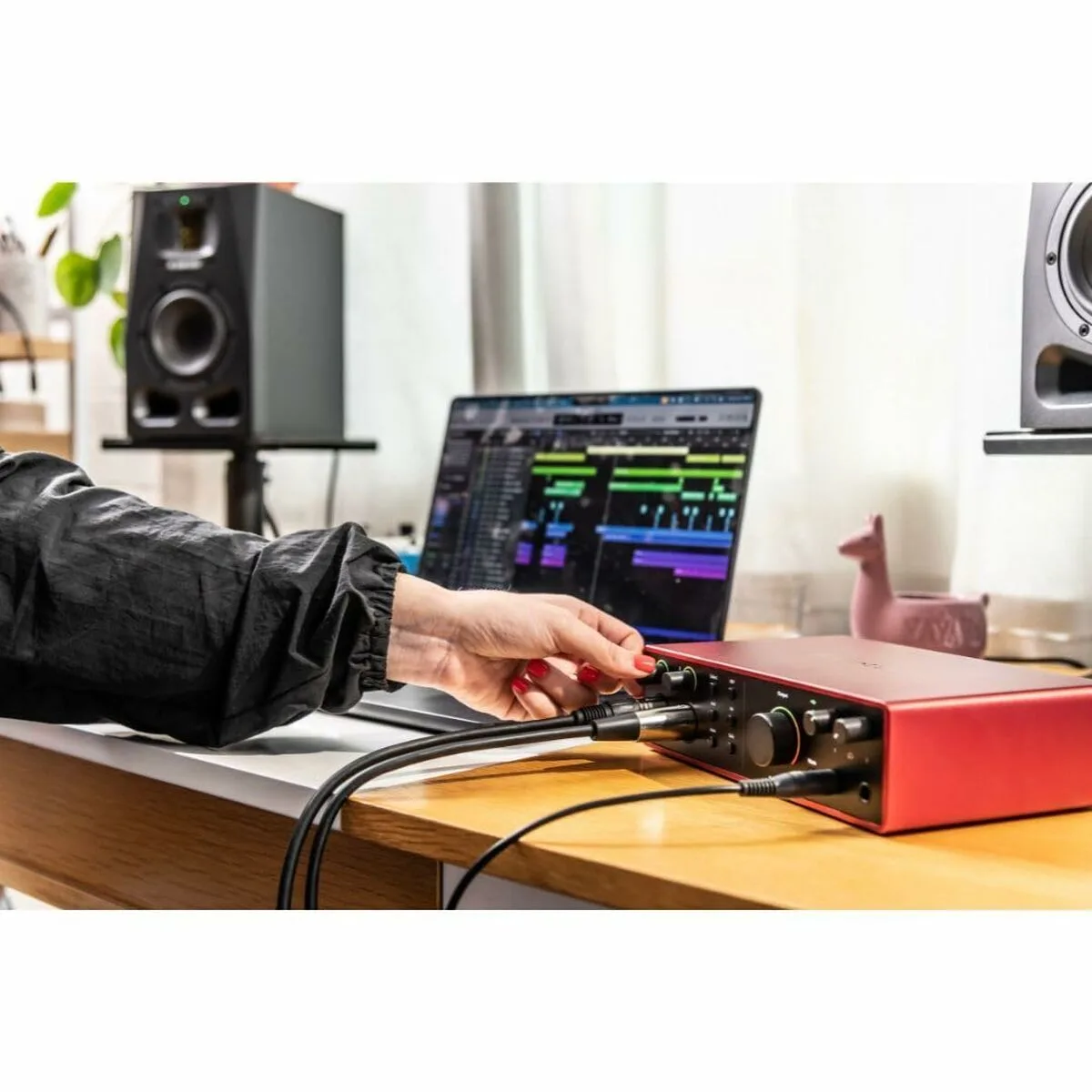 Interface audio focusrite mosc0035 s9111983030. Notre philosophie : le produit parfait n'existe pas. C'est pourquoi Diaytar en propose des milliers, pour que vous le créiez.