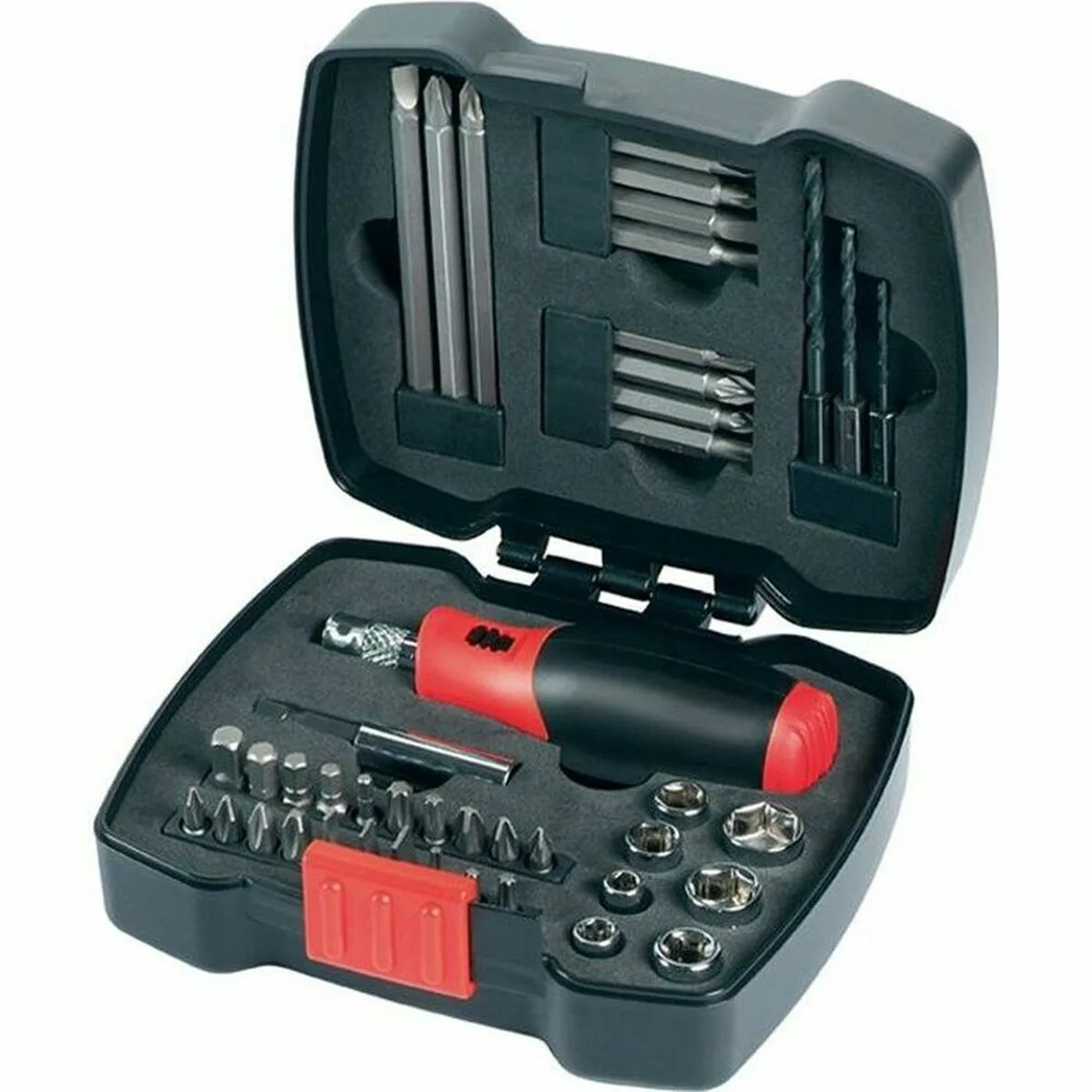 Jeu d embouts avec tournevis black decker a7175 xj s716220445. Diaytar pense global, shoppe local : une plateforme généraliste avec une approche curated pour un public international