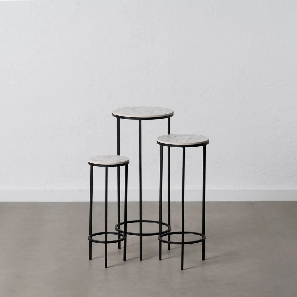 Jeu de 3 tables noir gris fer 30 x 30 x 71 cm 3 unites s880482724. Nous avons injecté tout notre savoir-faire dans Diaytar pour vous offrir une expérience shopping sans friction, tout en plaisir.